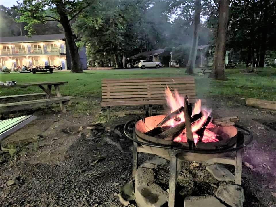 Meadowlark Motel Maggie Valley Dış mekan fotoğraf