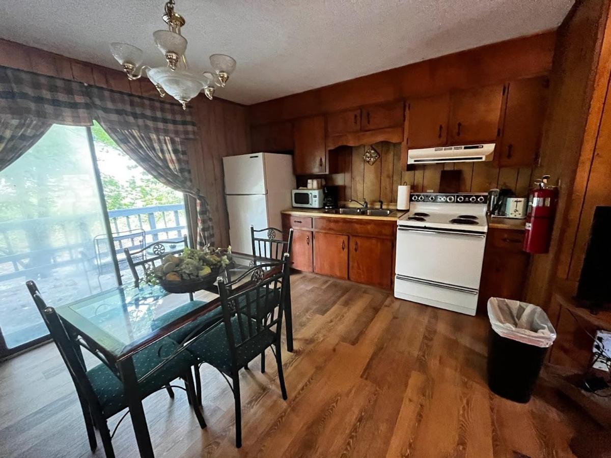 Meadowlark Motel Maggie Valley Dış mekan fotoğraf
