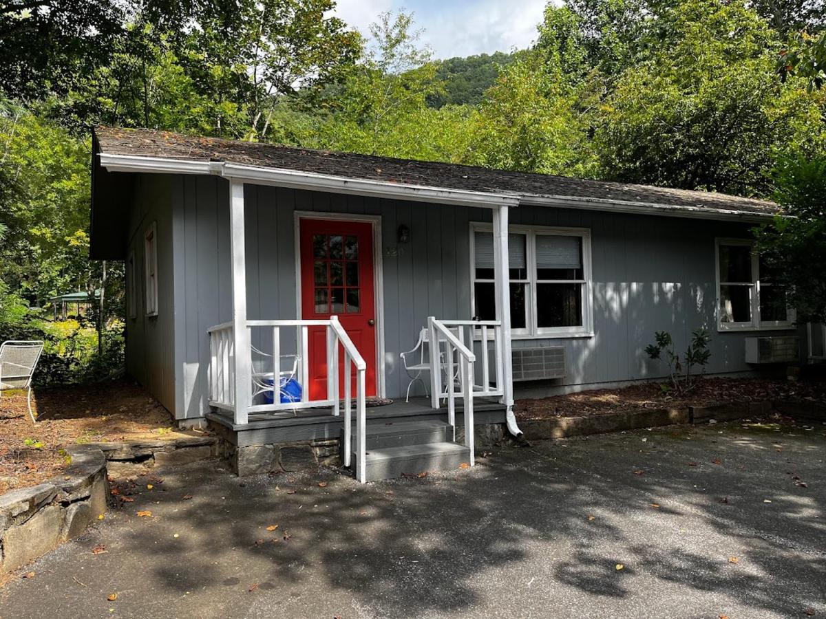 Meadowlark Motel Maggie Valley Dış mekan fotoğraf